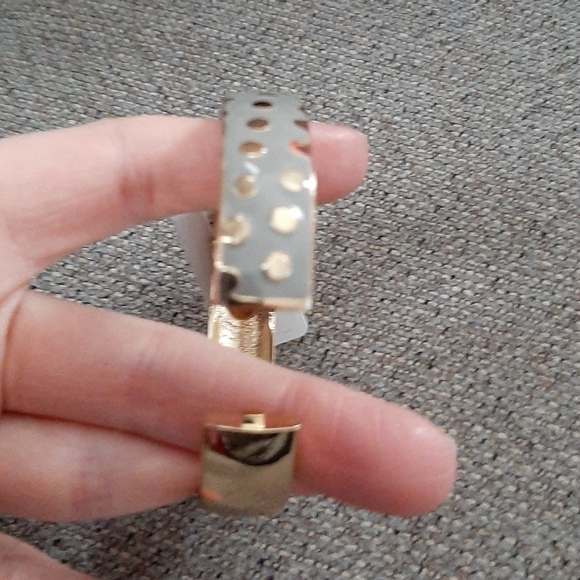 New Women's Grey & Gold Polka Dot Fashion Bracelet - Picture 6 of 12